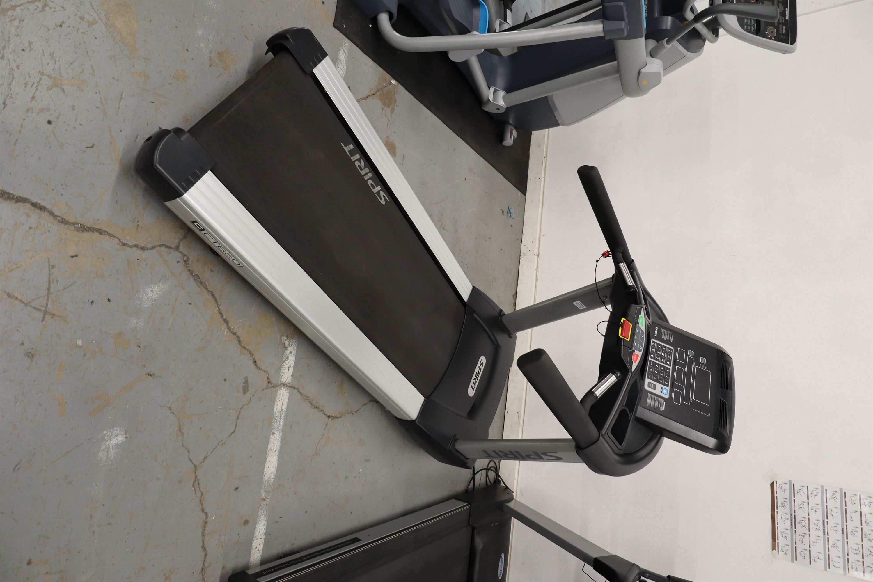 Used Spirit Fitness CT850 850845 Non Folding Treadmill