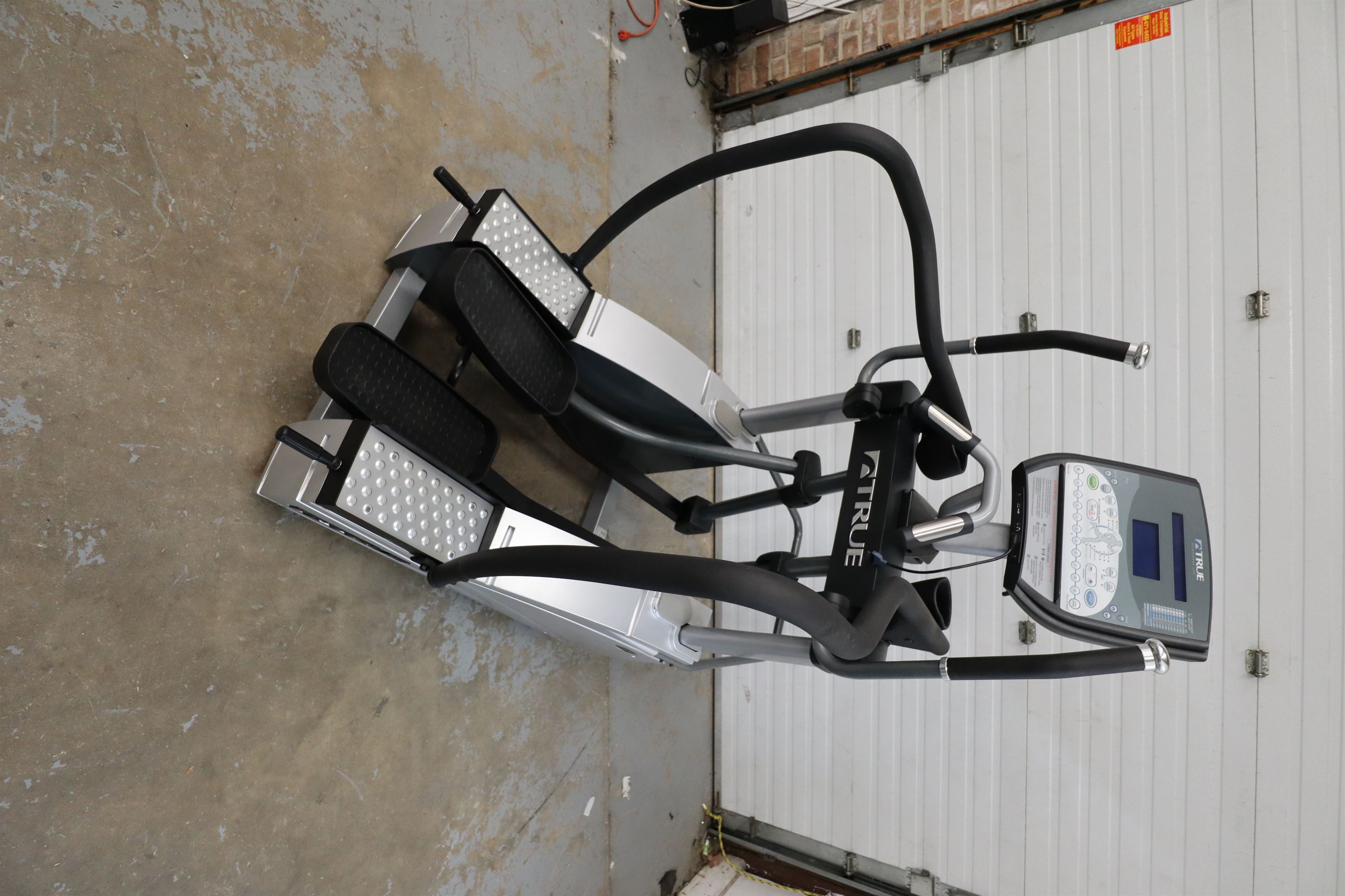 Used True Fitness CS200 XCS200A Elliptical