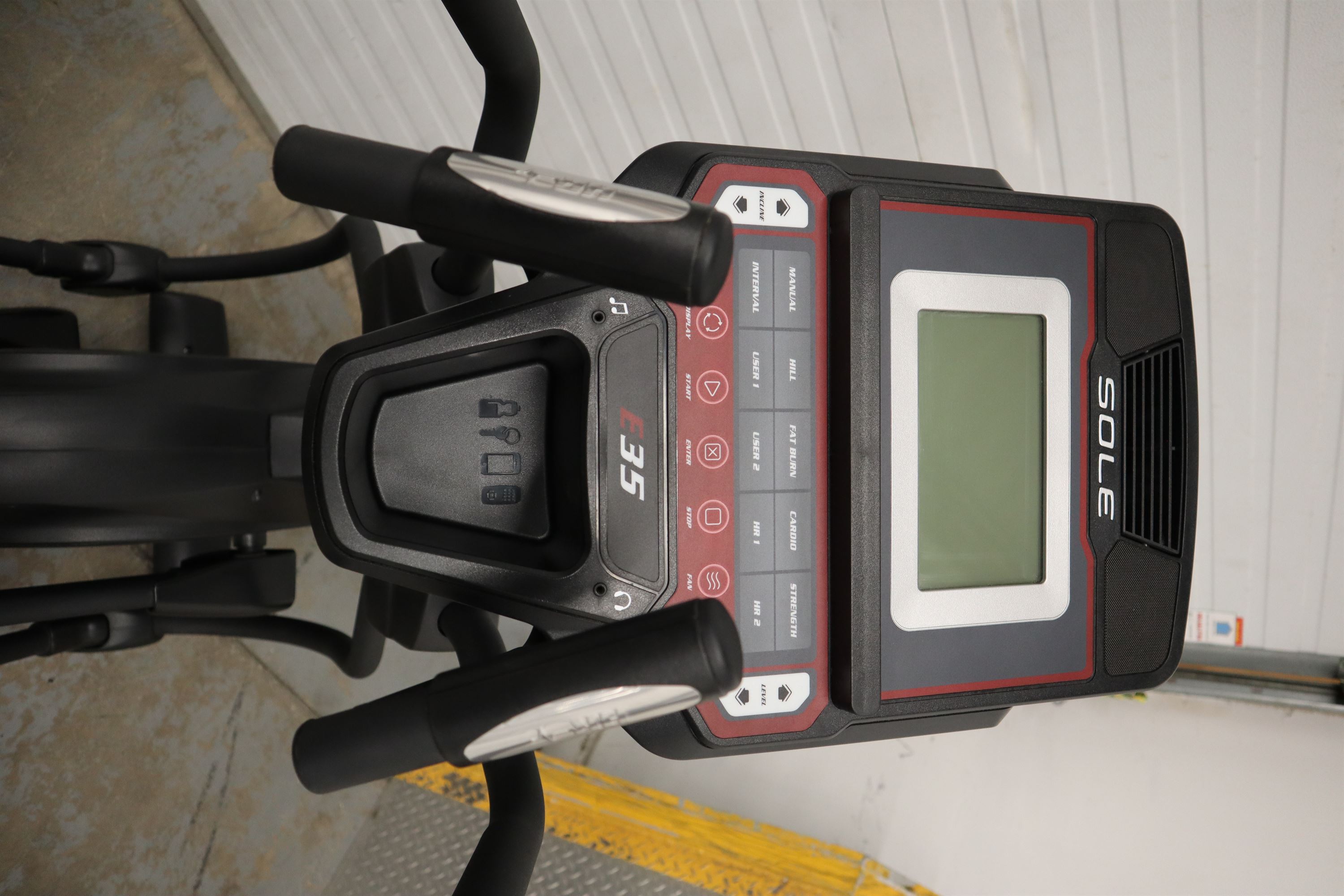 Used Sole E35 2018.2Q 535016 Adjustable Inline Elliptical